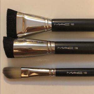 MAC BRUSHES
